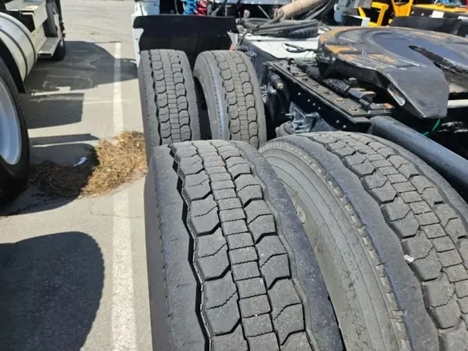 2017 FREIGHTLINER/MERCEDES CASCADIA 125