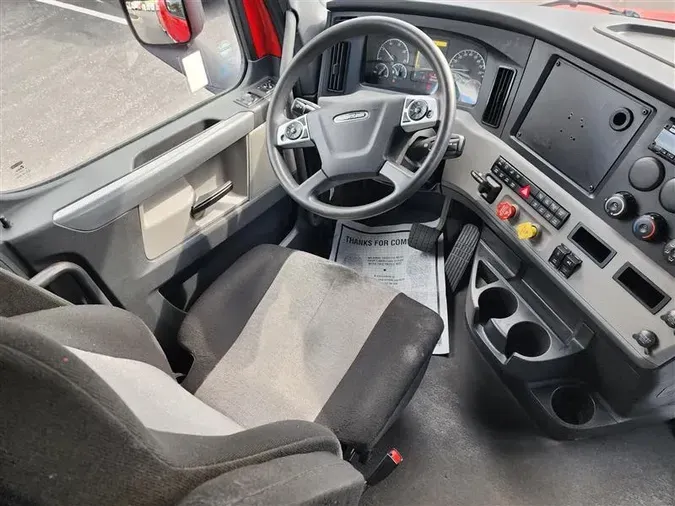 2021 FREIGHTLINER CA116f09b3428904346bd304064df23ef0a77