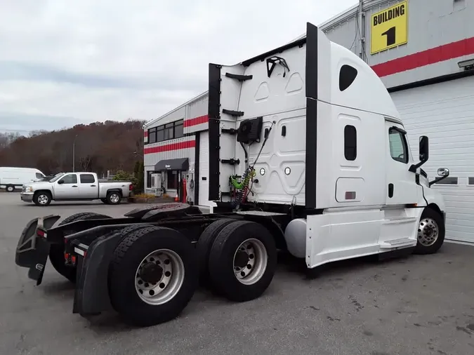 2020 FREIGHTLINER/MERCEDES NEW CASCADIA PX12664