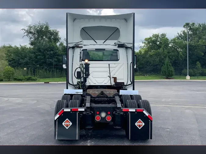 2021 INT LT625 6x4