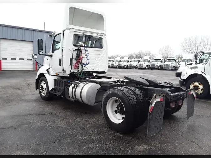 2019 NAVISTAR INTERNATIONAL RH613 DAYCAB S/A