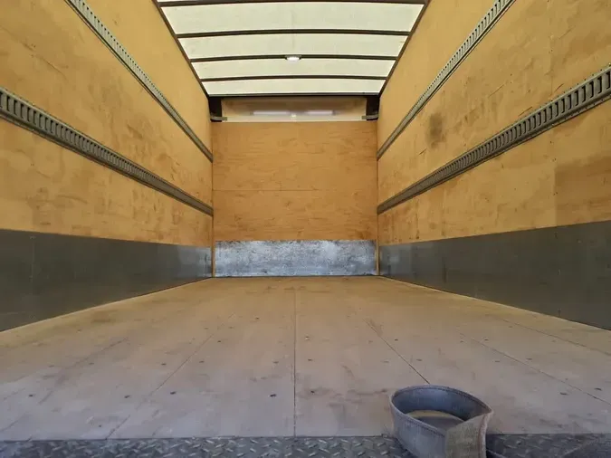 2018 FREIGHTLINER/MERCEDES M2 106f0a4e06db22ca9c0bf17723911d138b9