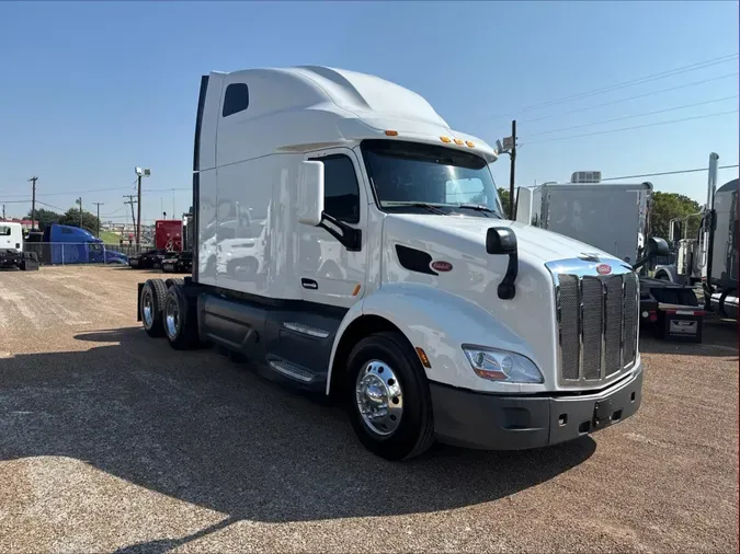 2021 Peterbilt 579