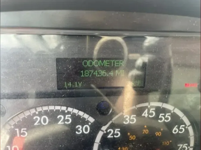 2019 FREIGHTLINER/MERCEDES M2 106