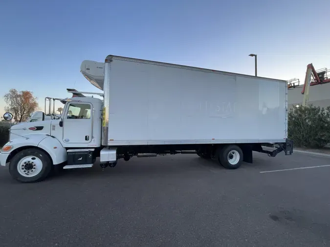 2015 Peterbilt 337