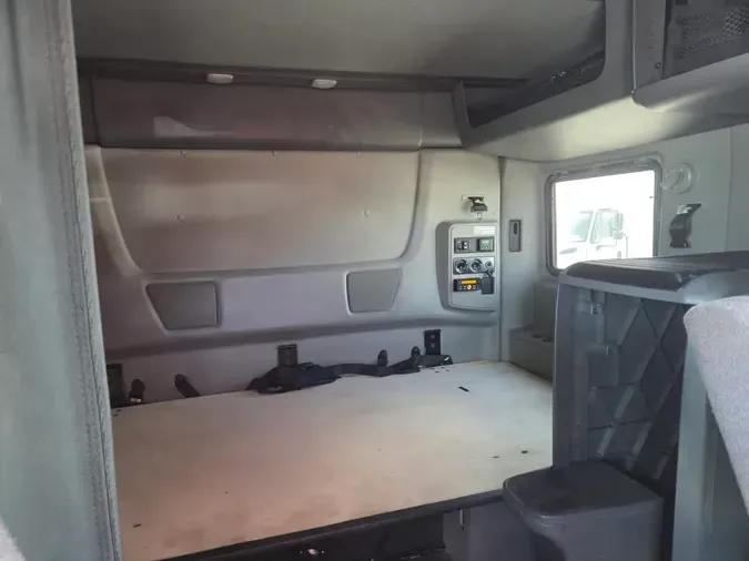 2020 NAVISTAR INTERNATIONAL LT625 SLPR CAB