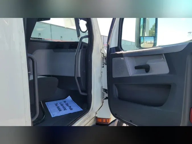 2020 Freightliner Cascadia