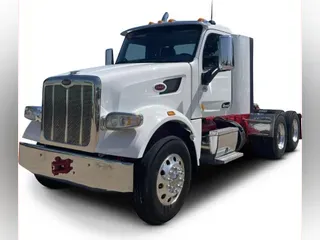 2022 Peterbilt 567