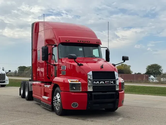 2019 MACK ANTHEMf0ad98fd4b713887a196a8a222572cdd