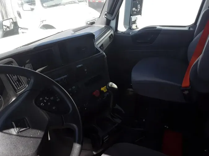 2021 NAVISTAR INTERNATIONAL LT625 DAYCAB S/A