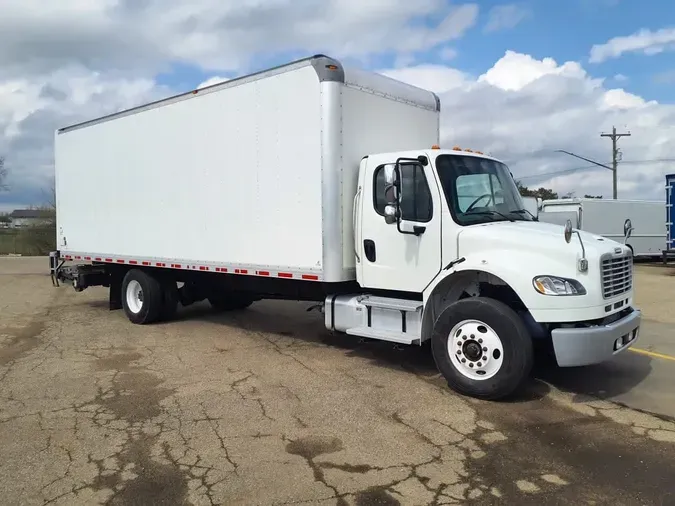 2022 FREIGHTLINER M2 106