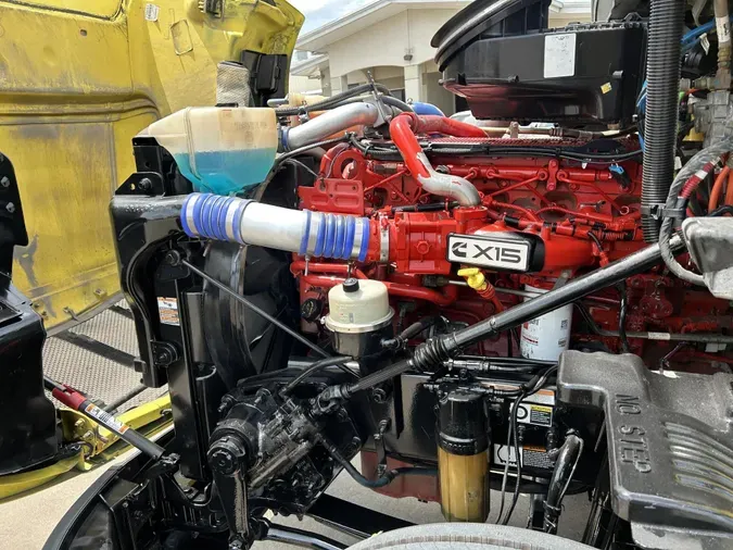 2021 Peterbilt 579
