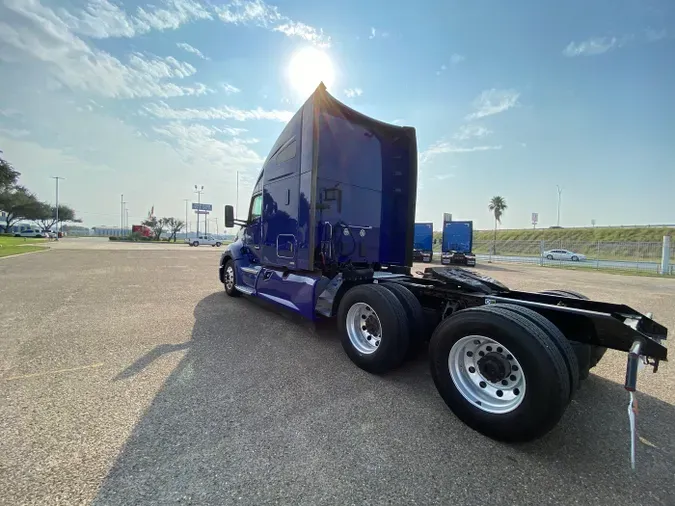 2021 Kenworth T680