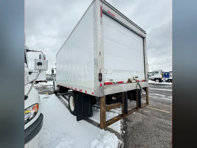 2018 FREIGHTLINER/MERCEDES M2 106