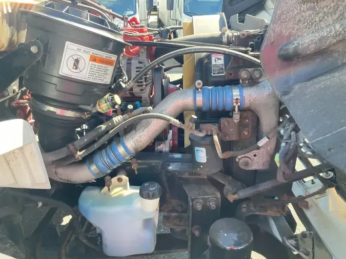 2019 FREIGHTLINER M2 106