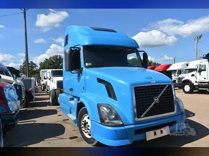 2015 VOLVO VNL42670f0bd81854628ee19cc8f6bb3a3523252