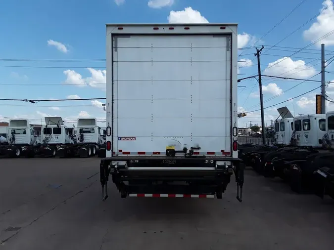 2016 FREIGHTLINER/MERCEDES M2 106