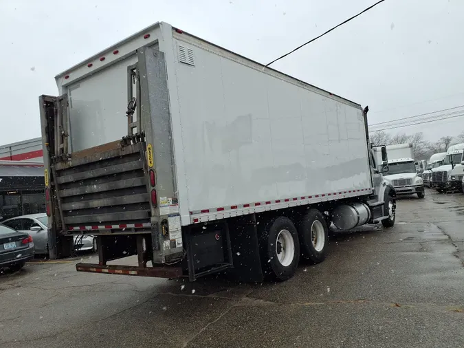 2017 FREIGHTLINER/MERCEDES M2 112