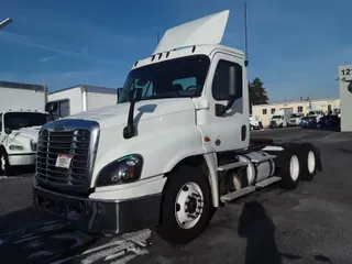 2018 FREIGHTLINER/MERCEDES CASCADIA 125