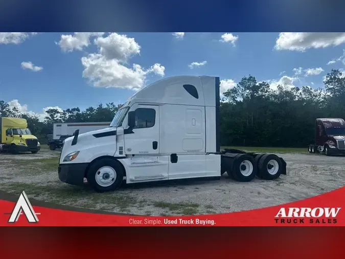 2021 FREIGHTLINER CA126