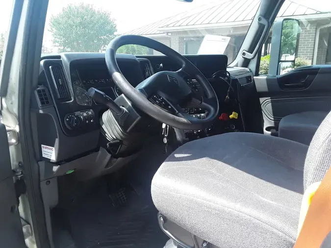 2022 NAVISTAR INTERNATIONAL LT625 SLPR CAB