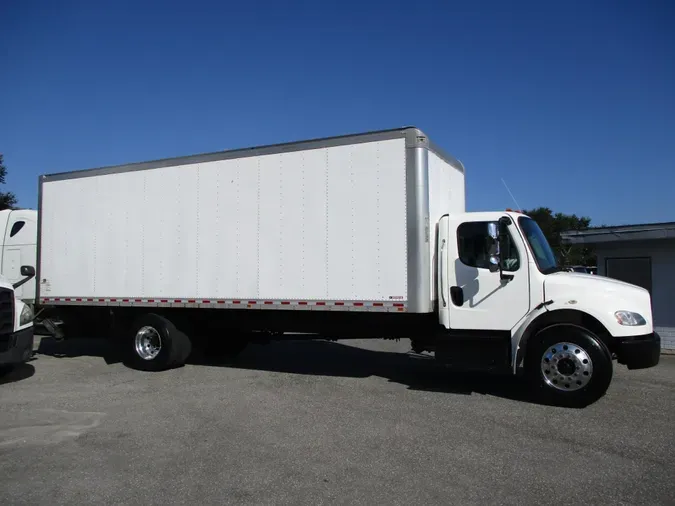 2018 Freightliner Business Class M2 106