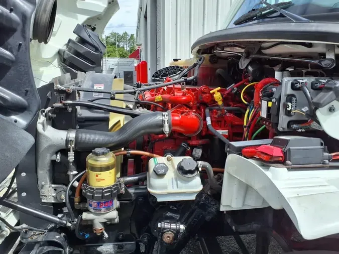 2019 FREIGHTLINER/MERCEDES M2 106