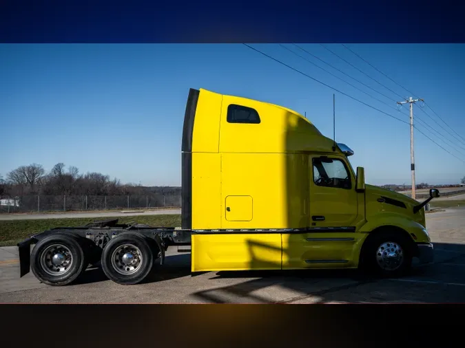 2023 PETERBILT 579