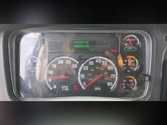 2019 FREIGHTLINER/MERCEDES M2 106