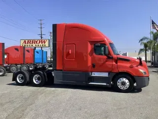 2021 FREIGHTLINER CASCADEVO1