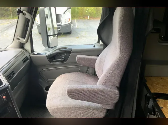 2022 INT LT625 6x4