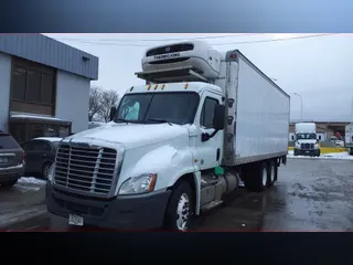 2014 Freightliner CASCADIA