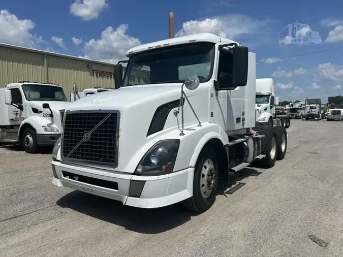 2012 VOLVO VNL64T300f0d87ba8dd934d3d6b55ddb6fdf17165