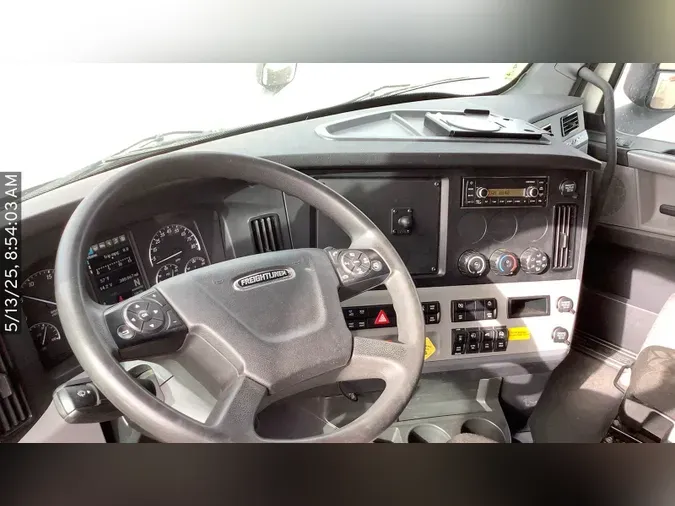 2021 Freightliner Cascadia