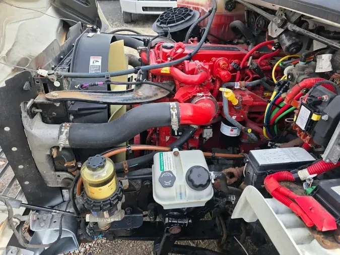 2018 FREIGHTLINER/MERCEDES M2 106