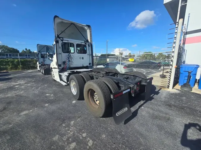 2018 FREIGHTLINER NEW CASCADIA PX12664