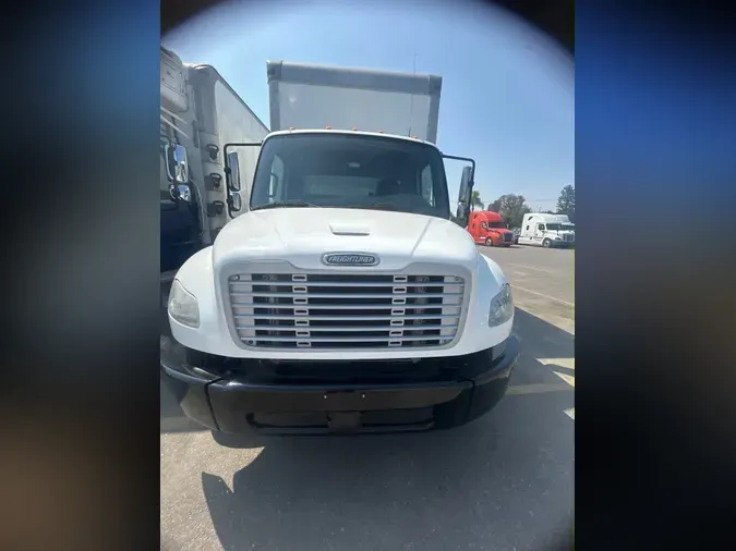 2018 FREIGHTLINER M2 106