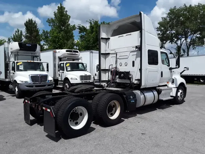 2019 NAVISTAR INTERNATIONAL LT625 SLPR CAB