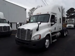 2015 Freightliner CASCADIA 125