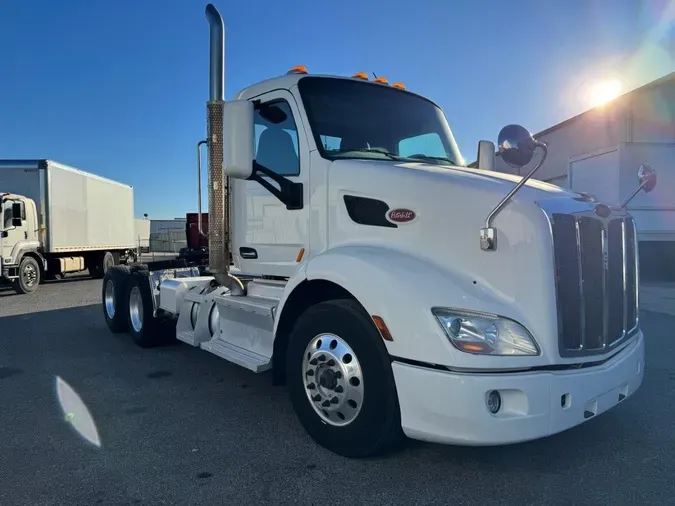 2015 Peterbilt 579