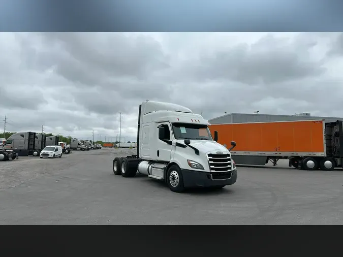 2020 Freightliner Cascadiaf0eab9bd613e3c3496dad8ffed328437