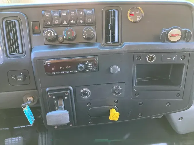 2020 NAVISTAR INTERNATIONAL MV607 (4X2)f0eb1ce91c5f54ce7a192be9095c07da