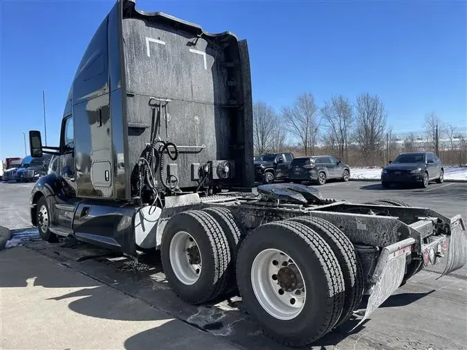 2021 KENWORTH T680