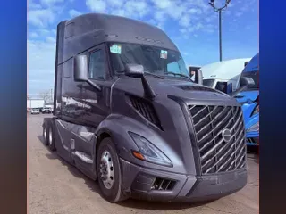 2027 VOLVO TRUCK VNL64TV04