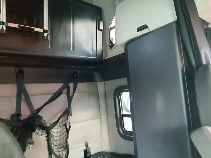 2019 FREIGHTLINER NEW CASCADIA PX12664