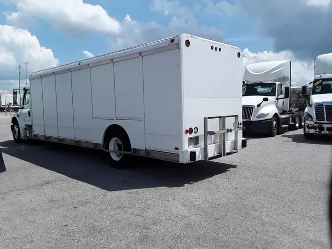 2017 FREIGHTLINER M2 106