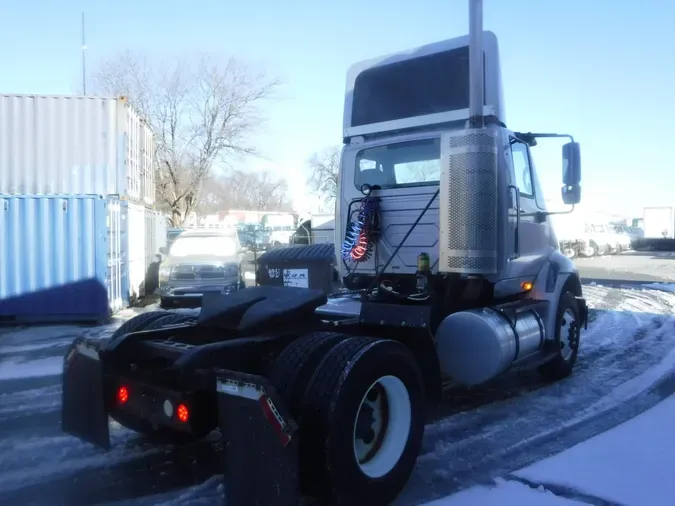 2010 NAVISTAR INTERNATIONAL 8600