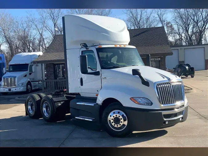 2021 INT LT625 6x4f0ff9718220ff4cd50328f26c469ce74