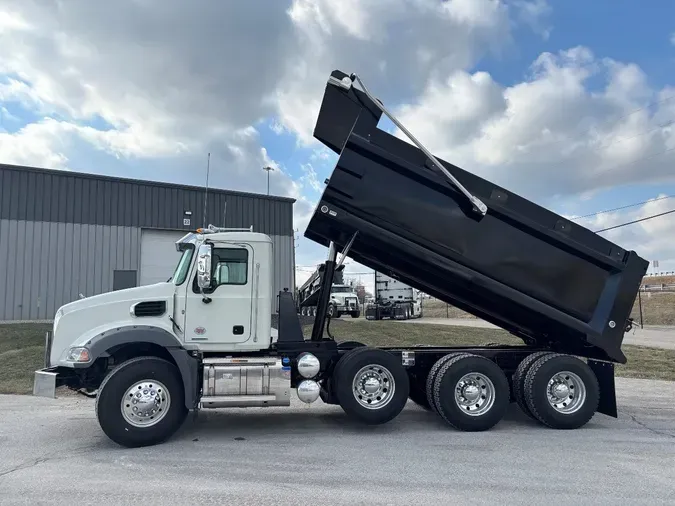 2026 MACK GRANITE 84BR