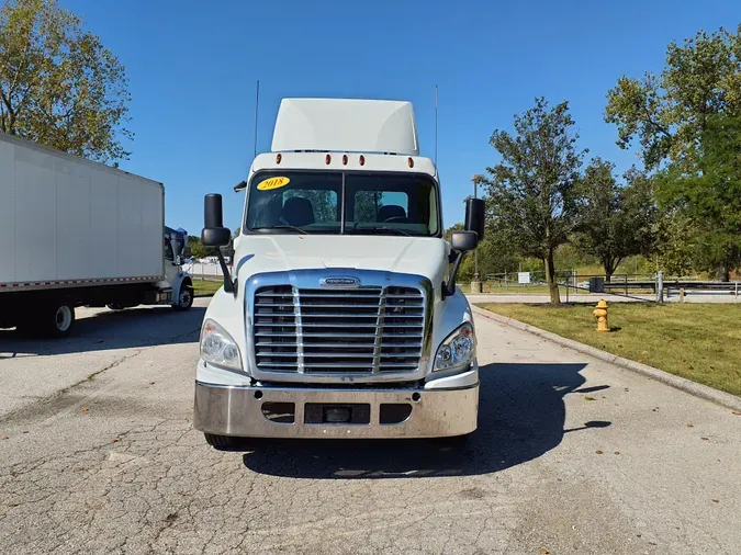 2018 FREIGHTLINER/MERCEDES CASCADIA 125